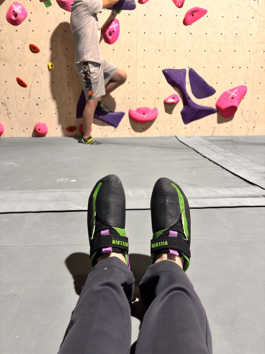 Mad Rock Villain chaussons escalade agressifs velcro