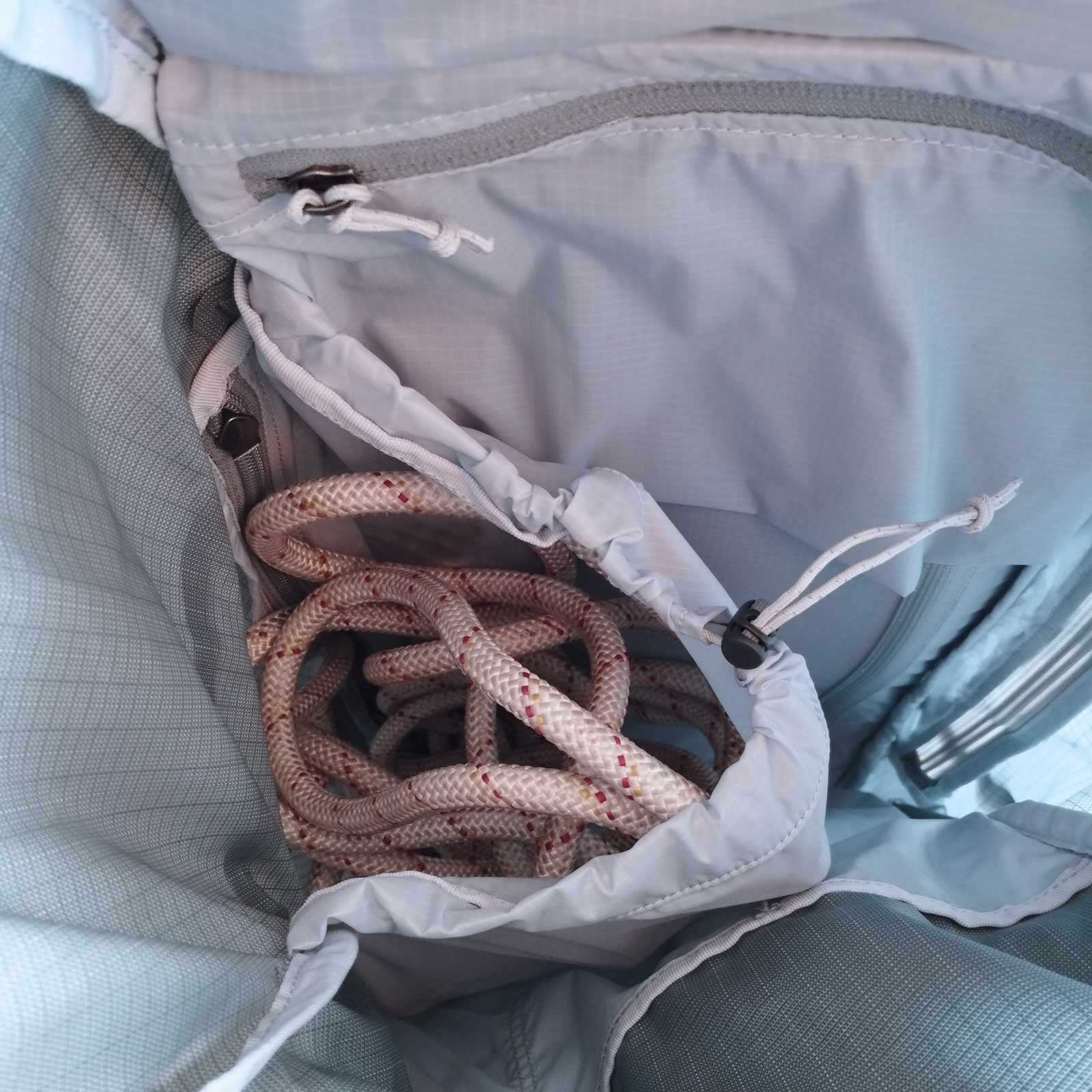 Blue Ice Kume 40 sac à dos ski Flint stone S/M 40 L