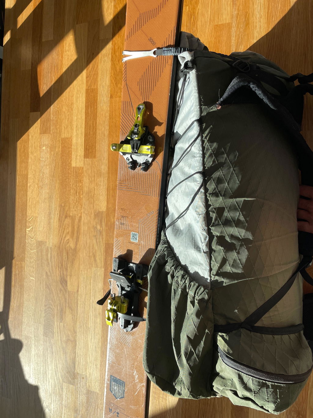 Blue Ice Quick Ski Carry Kit porte-skis sac India Ink