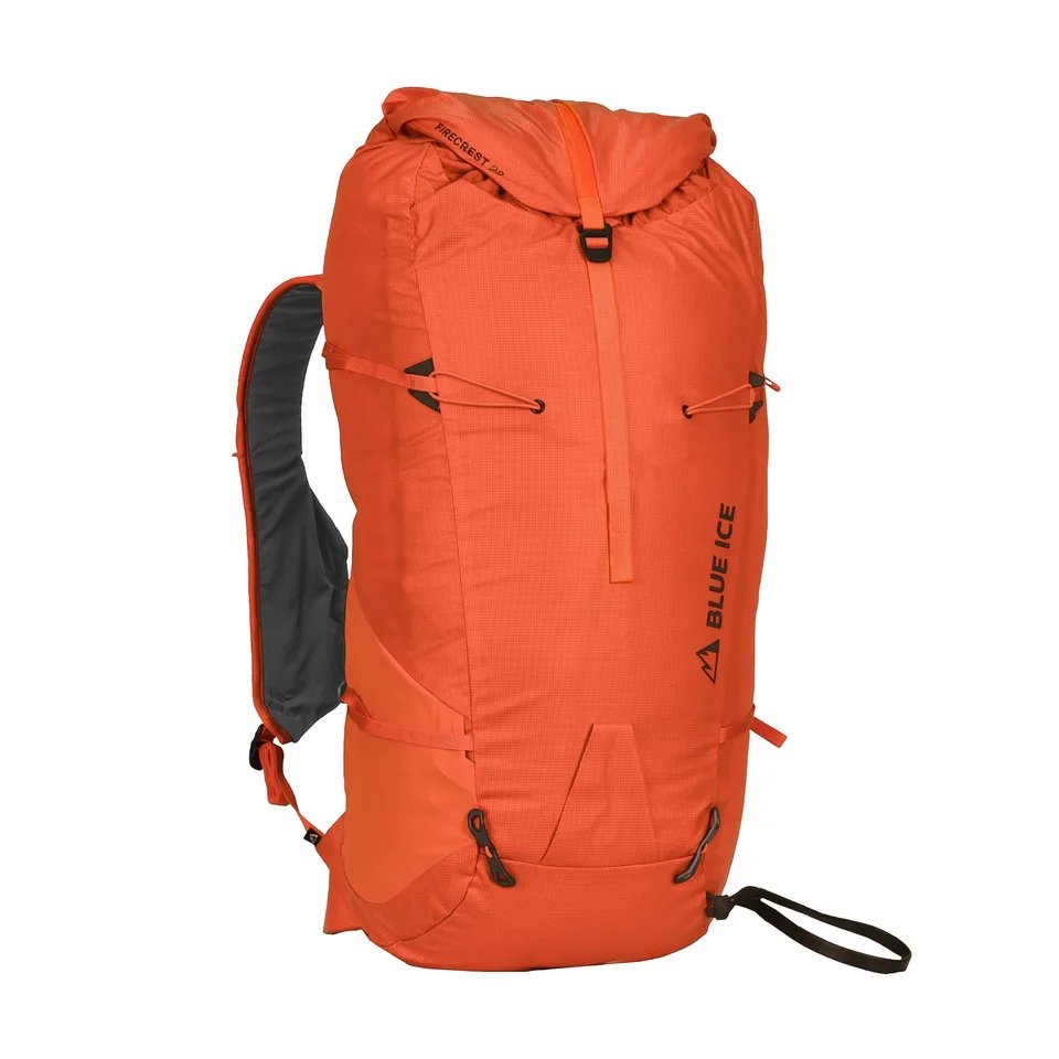 Blue Ice Firecrest 28 sac alpinisme Red Clay S/M