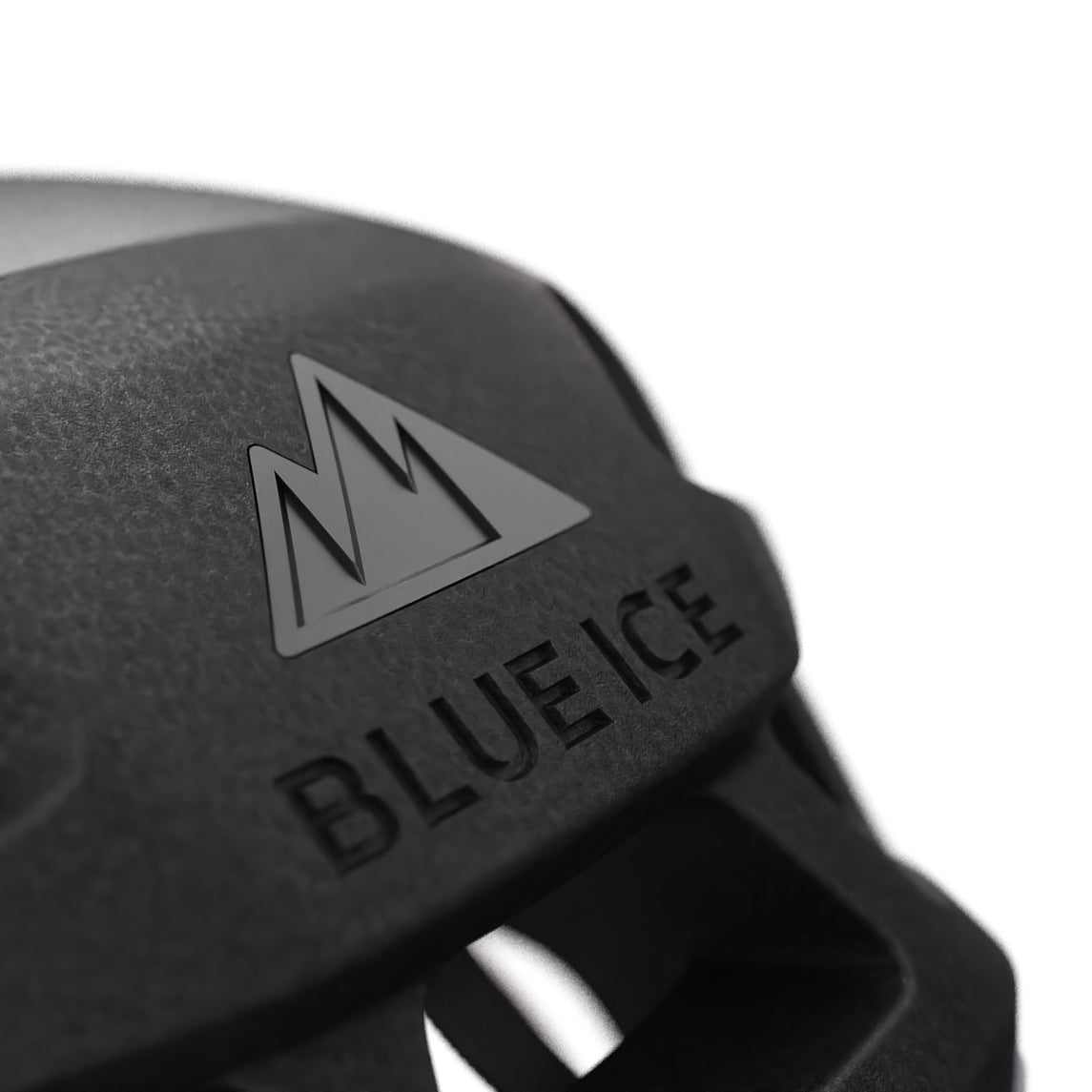 Blue Ice Blast casque alpinisme Noir M/L ultra-léger