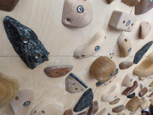 Nature Climbing Raw Granite Bolt-on prise escalade granit