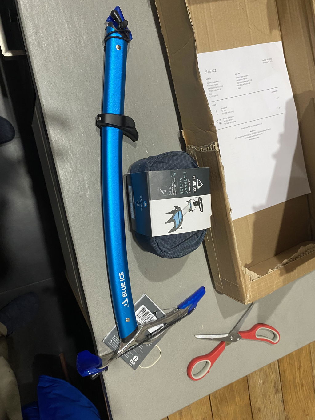 Blue Ice Harfang Alpine crampons alpinisme 12 pointes